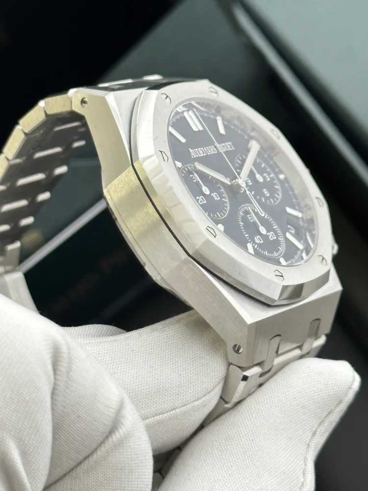 Audemars Piguet Royal Oak Chronograph SELFWINDING CHRONOGRAPH 41 MM
